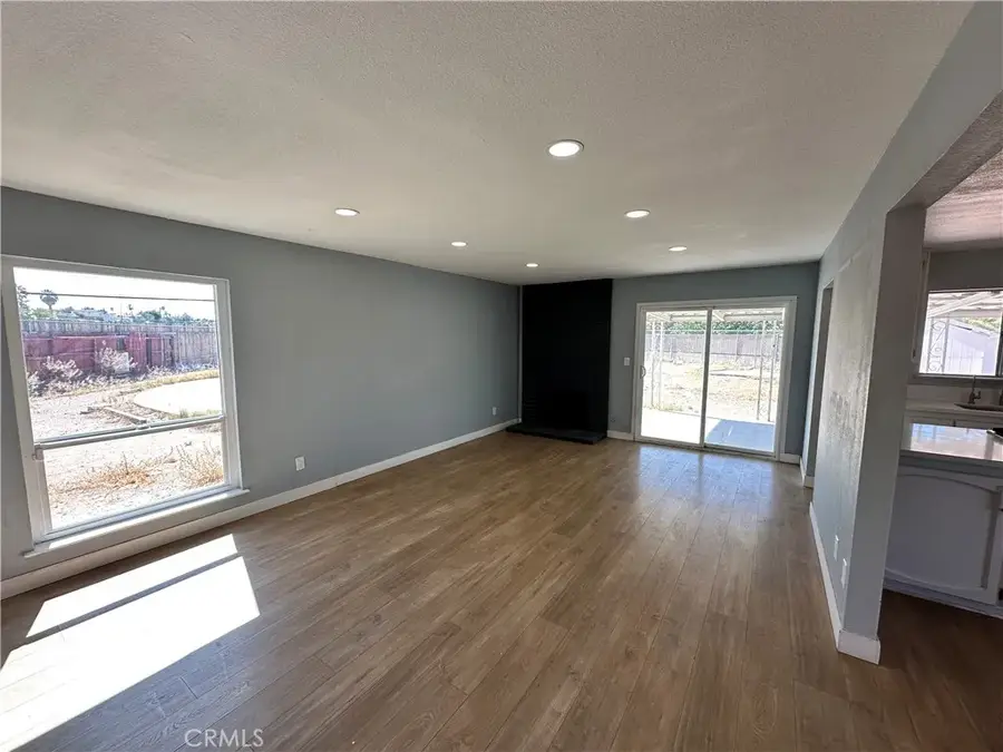 1401 De Anza, Barstow, CA 92311 - #2
