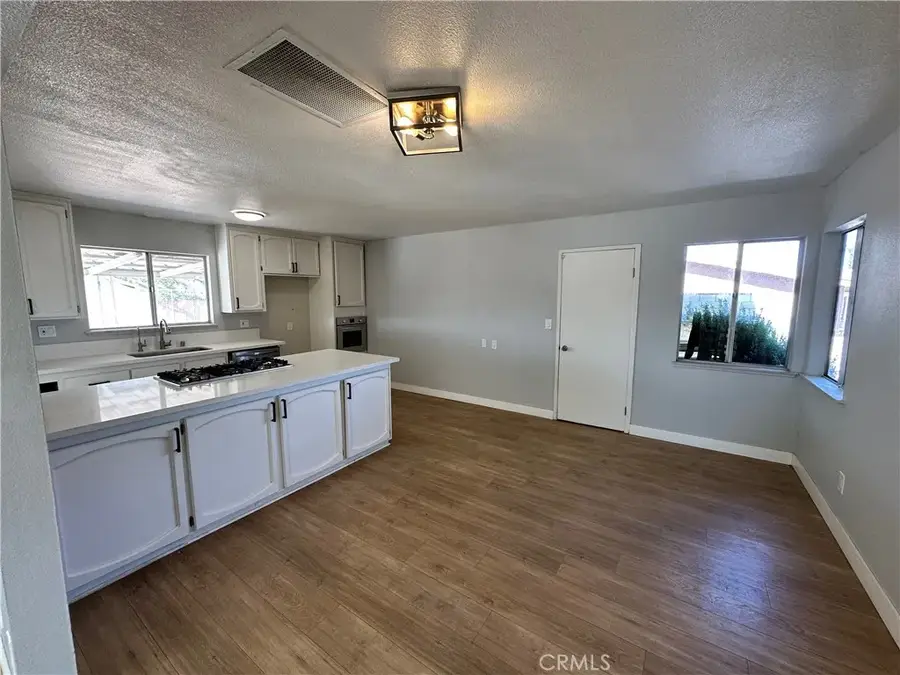 1401 De Anza, Barstow, CA 92311 - #3