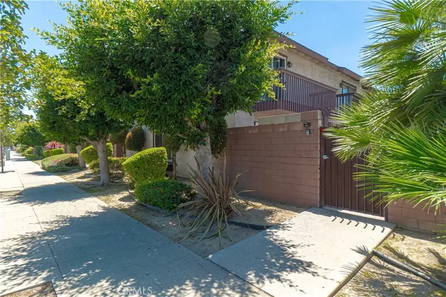 2231 Santa Fe #13, Long Beach, CA 90810 - #2