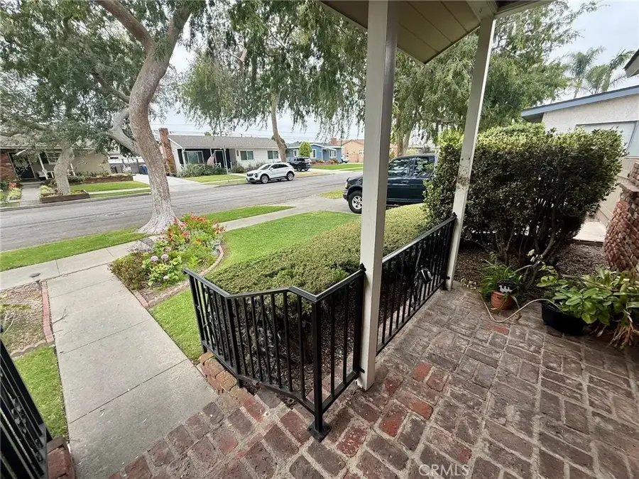 2857 Radnor Avenue, Long Beach, CA 90815 - #2