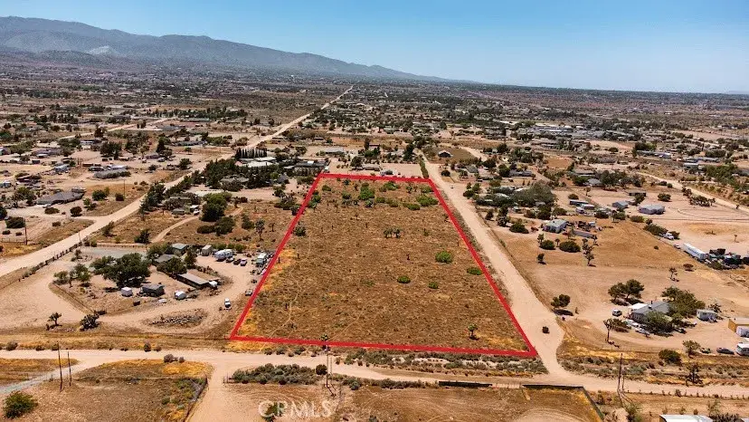 0 Elsinore, Phelan, CA 92371 - #3