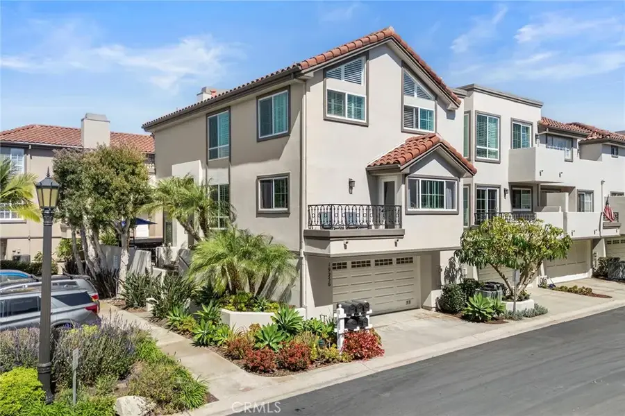 19256 Seabrook Lane, Huntington Beach, CA 92648 - #3