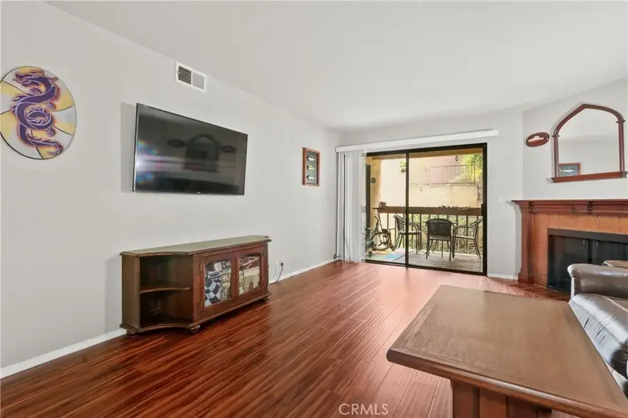 2101 E 21st #102, Signal Hill, CA 90755 - #3