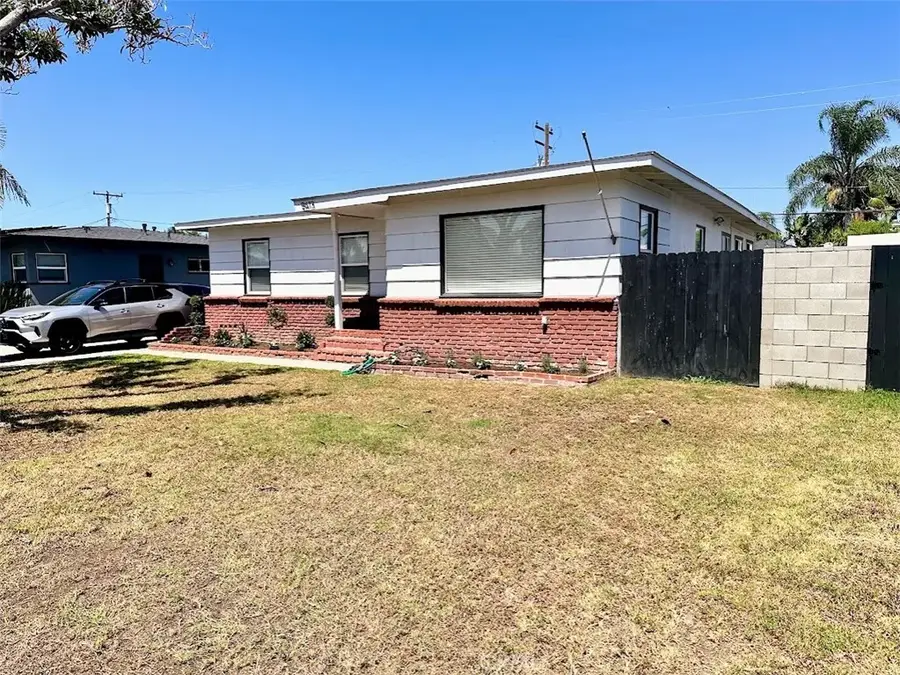 9613 Brock, Downey, CA 90240 - #3