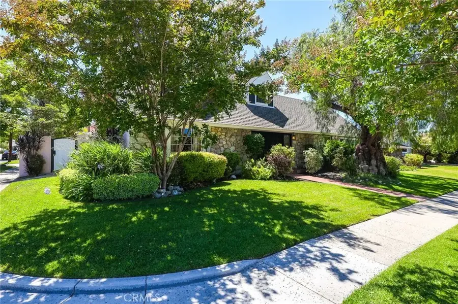 11672 Foster Road, Rossmoor, CA 90720 - #3