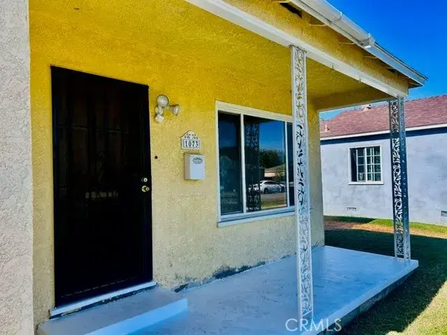 1073 E Plymouth Street, Long Beach, CA 90805 - #2