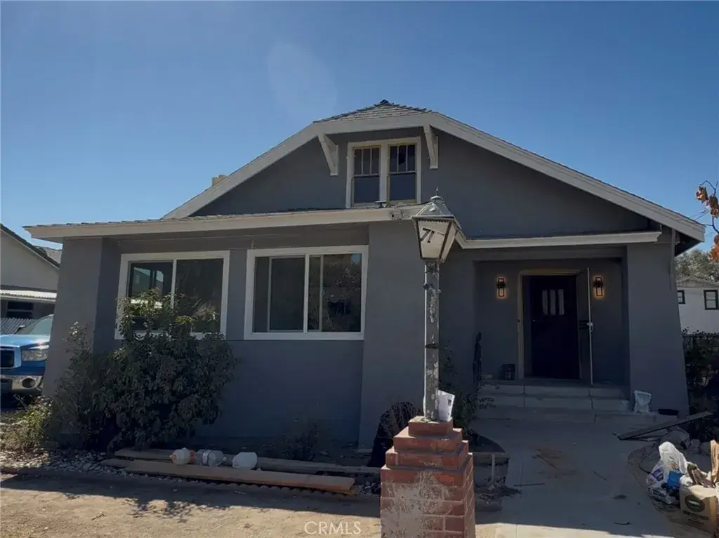 715 Grace Street, Bakersfield, CA 93305 - #1