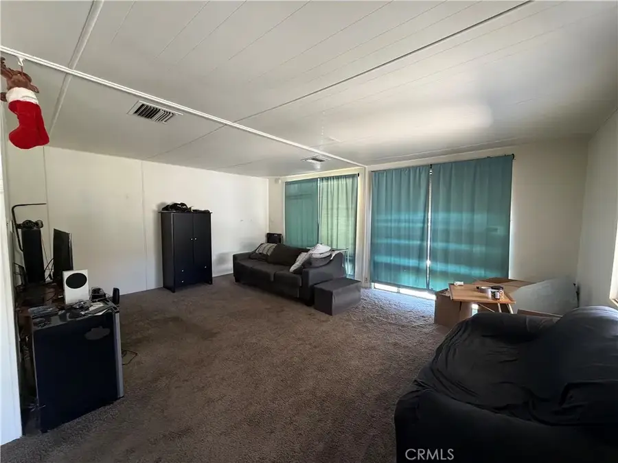 158 Sir Damas, Riverside, CA 92507 - #2
