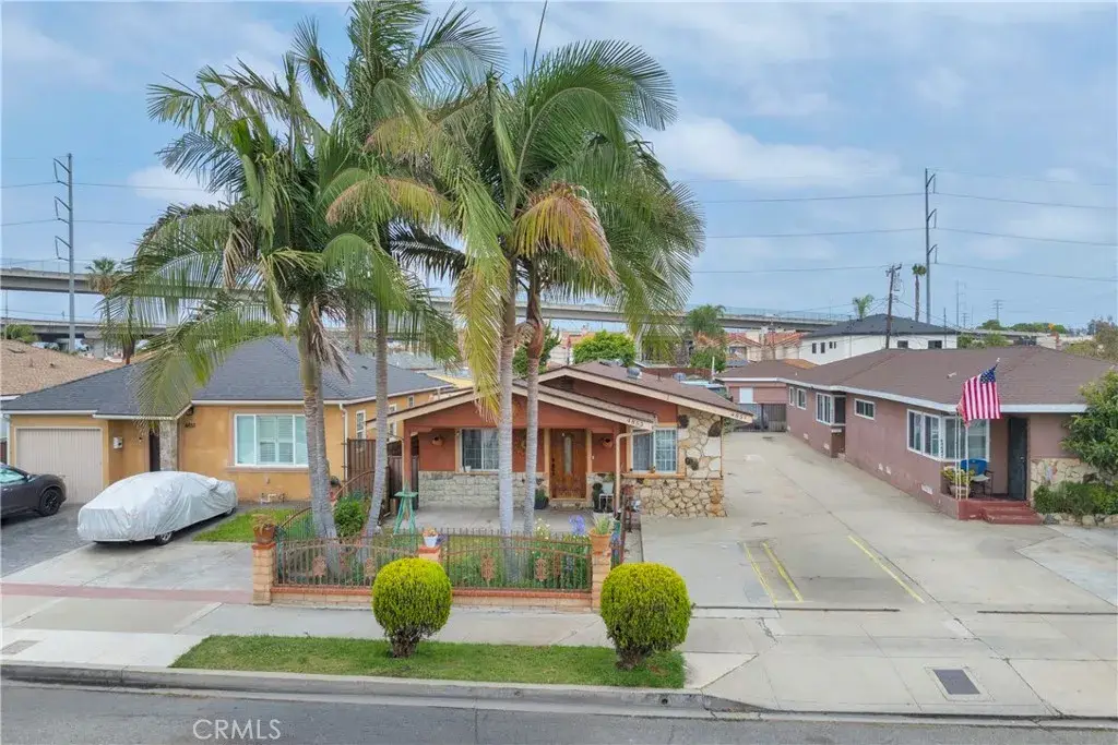 4853 W 116th St, Hawthorne, CA 90250 - #1