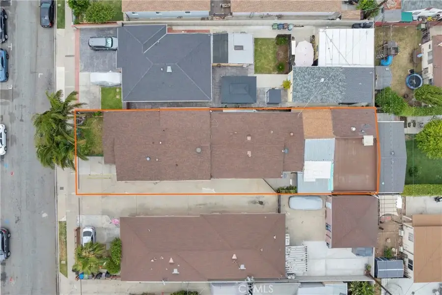 4853 W 116th St, Hawthorne, CA 90250 - #3