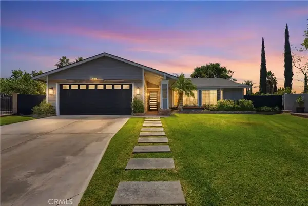 1036 W Leslie Court, Colton, CA 92324