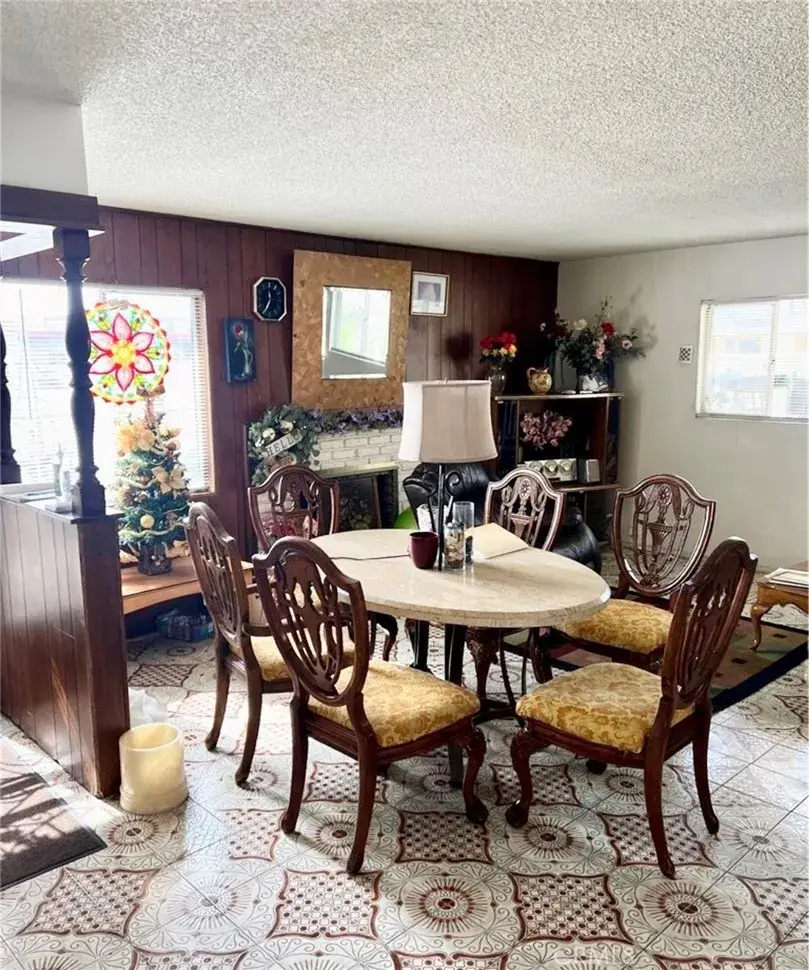 4413 W 5th, Santa Ana, CA 92703 - #2