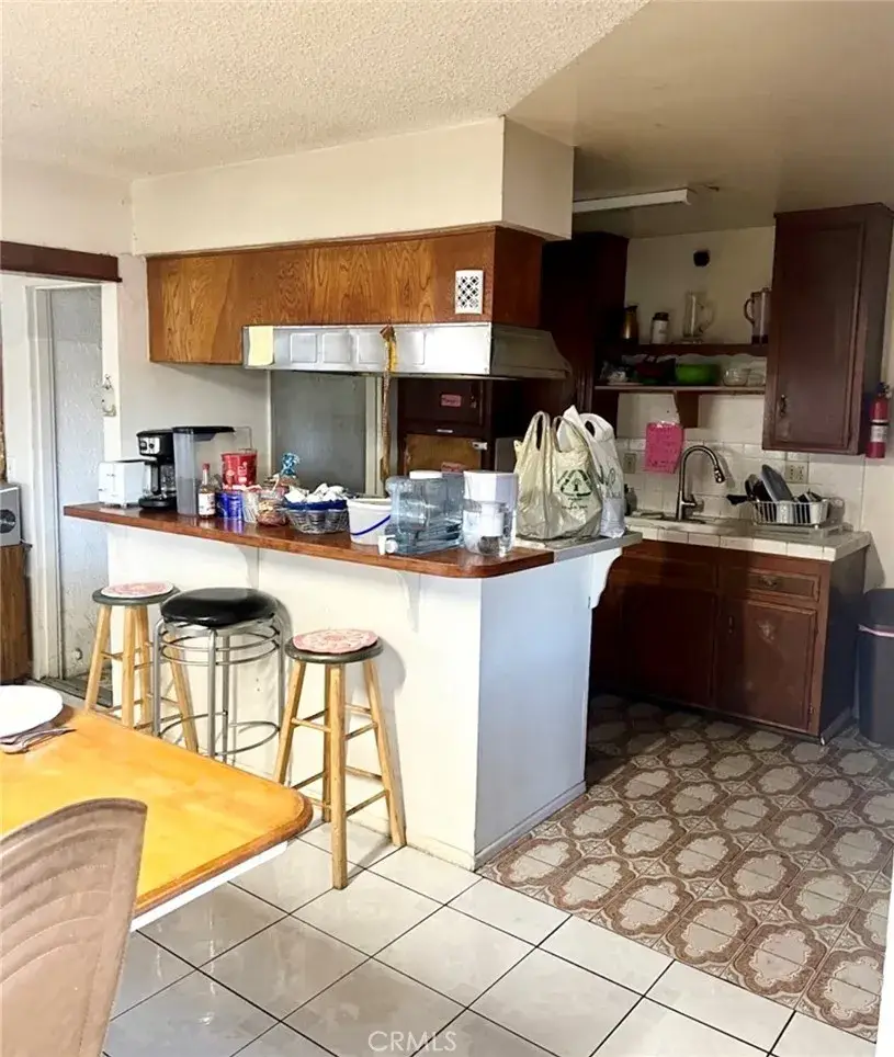 4413 W 5th, Santa Ana, CA 92703 - #3