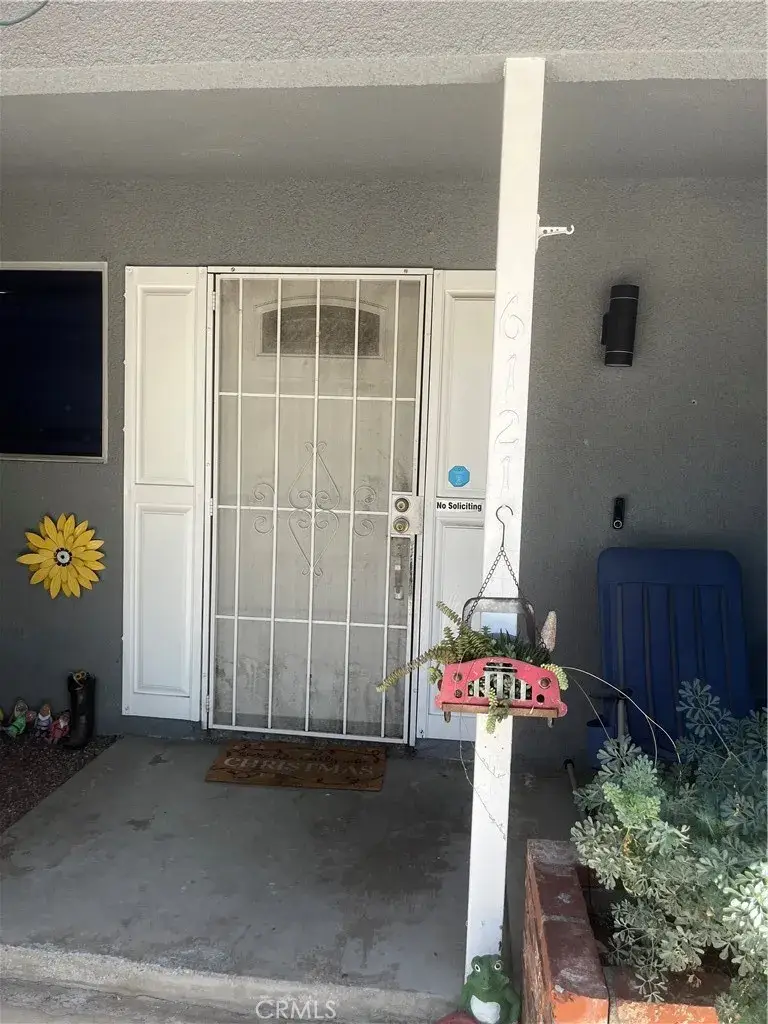 6121 Buchanan, San Bernardino, CA 92404 - #2