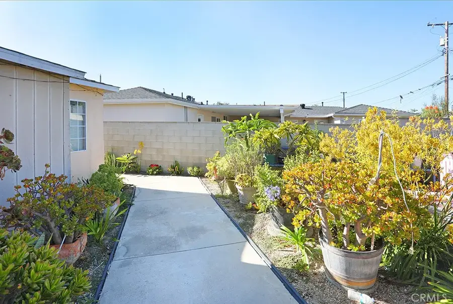 14902 Purdy, Midway City, CA 92655 - #2