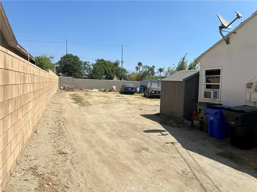 18044 Valencia, Fontana, CA 92335 - #3