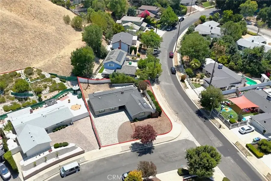 20703 Collins Street, Woodland Hills, CA 91367 - #2