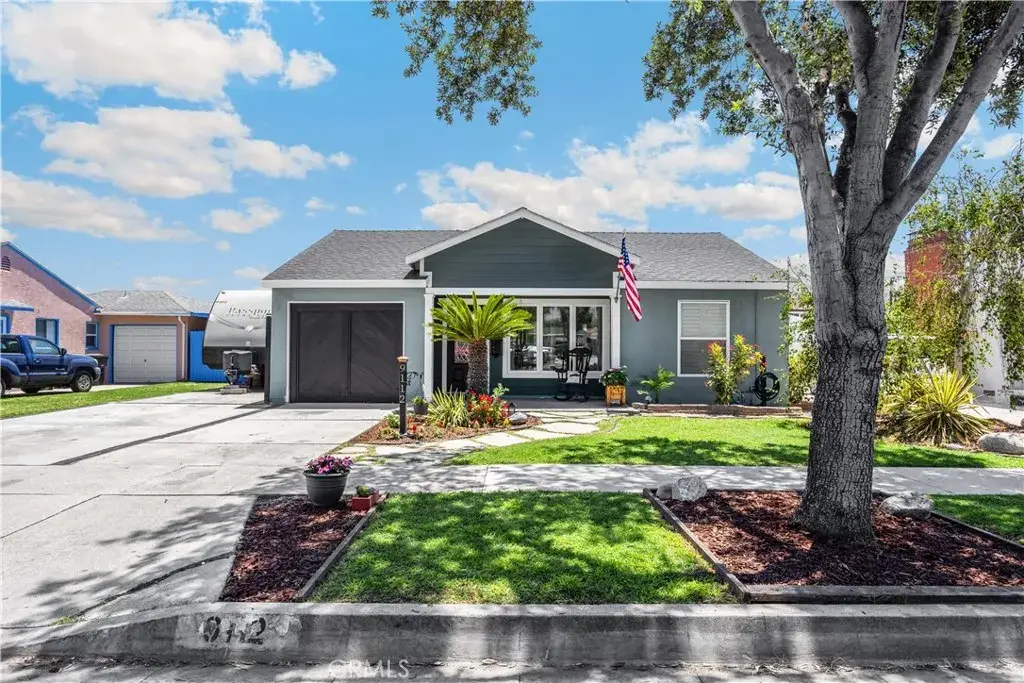 9112 Oak, Bellflower, CA 90706 - #1