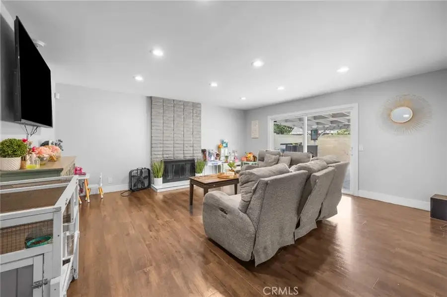 1806 W Camden, Santa Ana, CA 92704 - #3