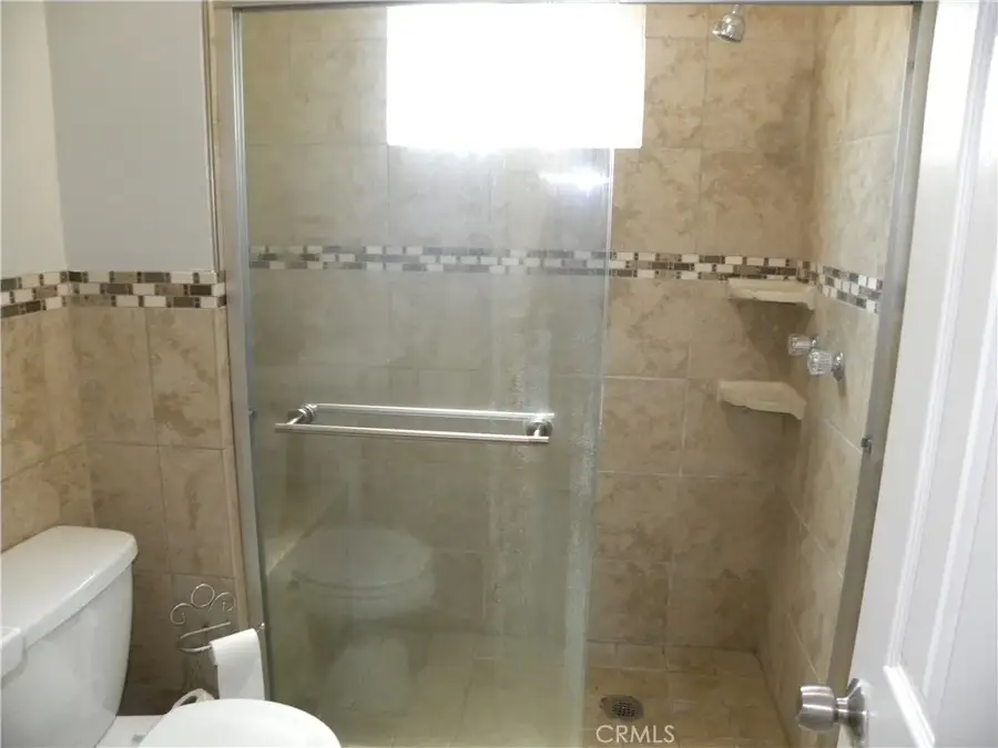 4611 Leonis, Commerce, CA 90040 - #2