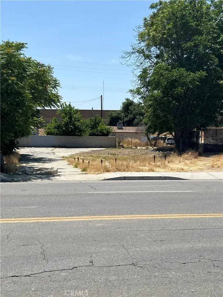 625 Brundage, Bakersfield, CA 93304 - #2