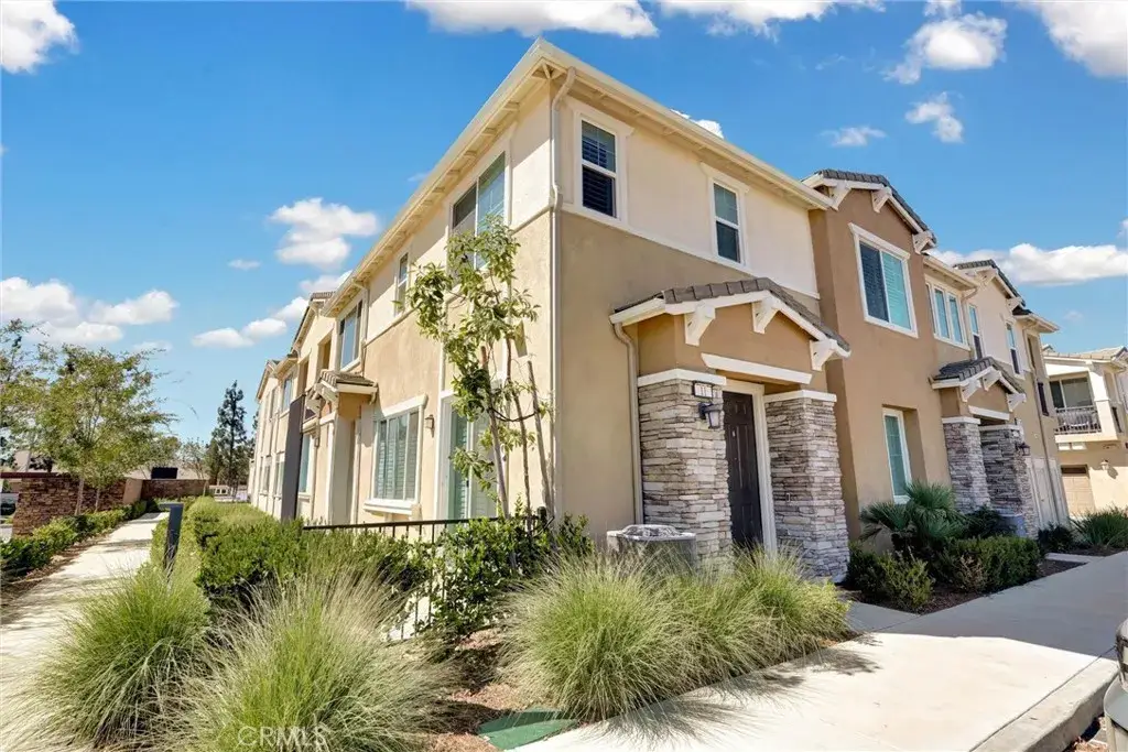 16571 Wyndham #11, Fontana, CA 92336 - #1