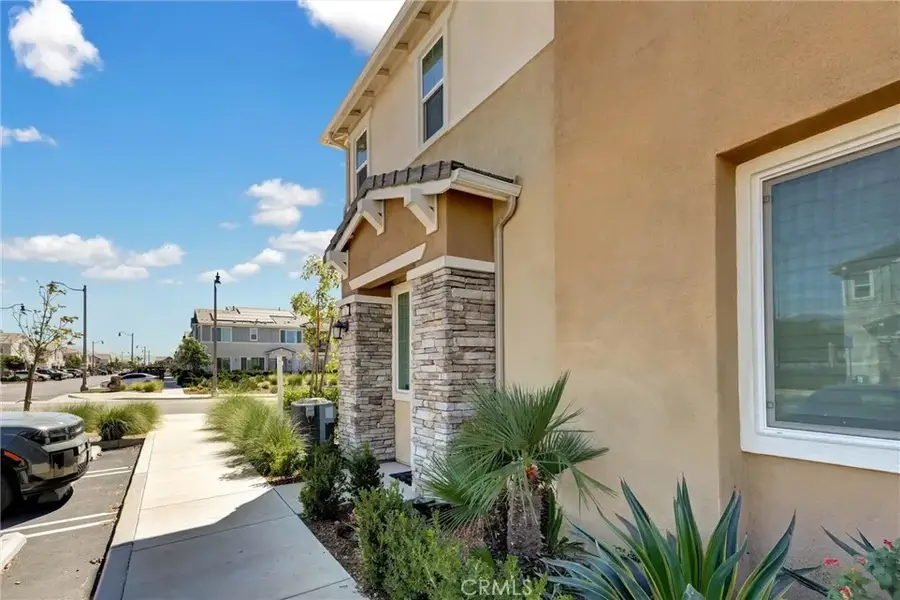 16571 Wyndham #11, Fontana, CA 92336 - #3