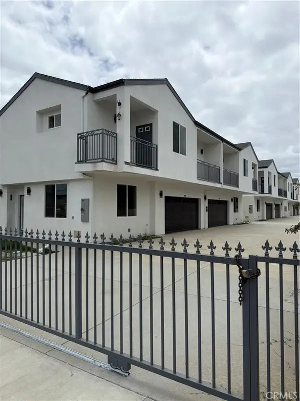 1439 S Palomares, Pomona, CA 91766