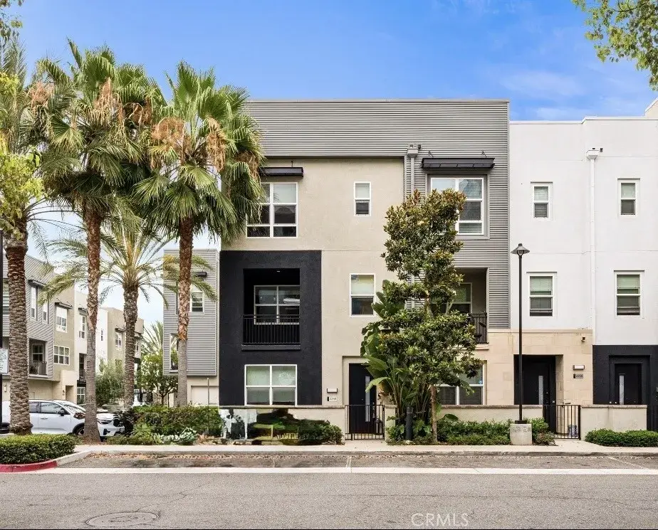 2258 Synergy, Irvine, CA 92614 - #1