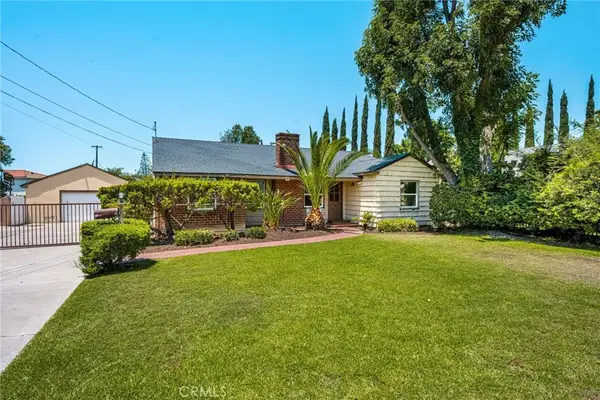 886 N Cambridge, Orange, CA 92867