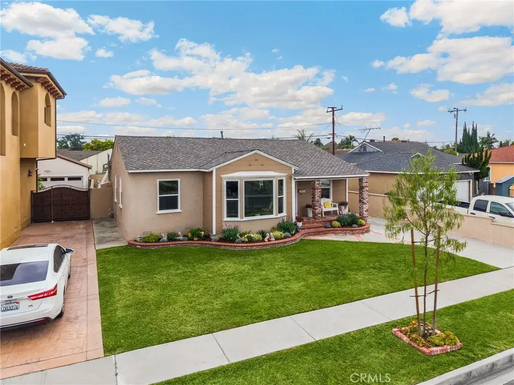 3926 Centralia, Lakewood, CA 90712 - #1