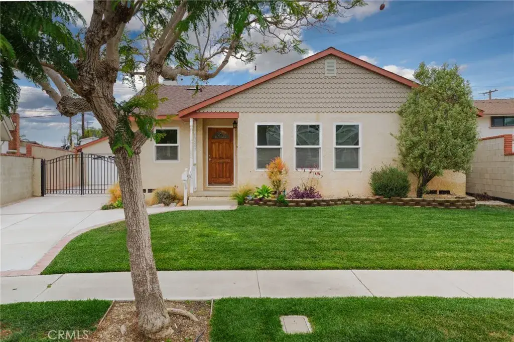 19207 Ronald Avenue, Torrance, CA 90503 - #1