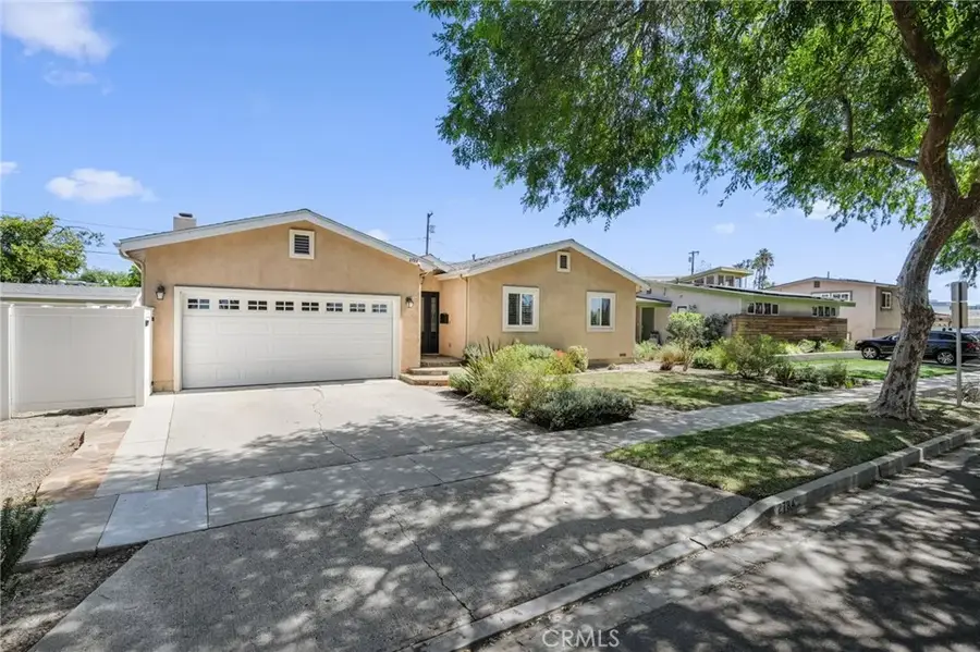 2784 Vuelta Grande, Long Beach, CA 90815 - #2