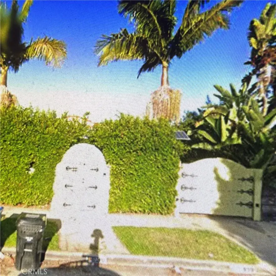939 Victoria, Venice, CA 90291 - #1