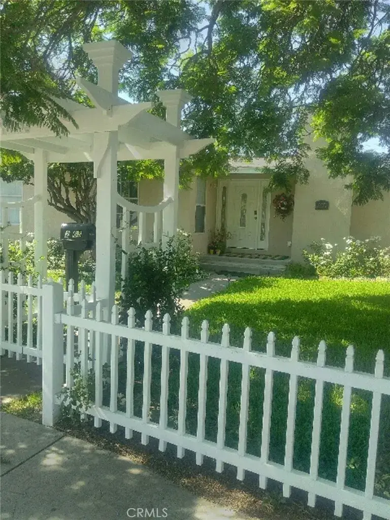 2863 W Orange Avenue, Anaheim, CA 92804 - #1