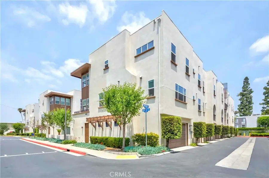 9213 Sunshine Place, Downey, CA 90240 - #3