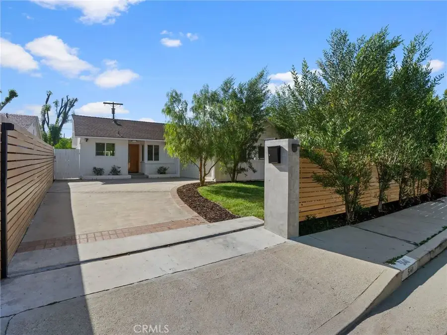 5141 Don Pio Drive, Woodland Hills, CA 91364 - #2
