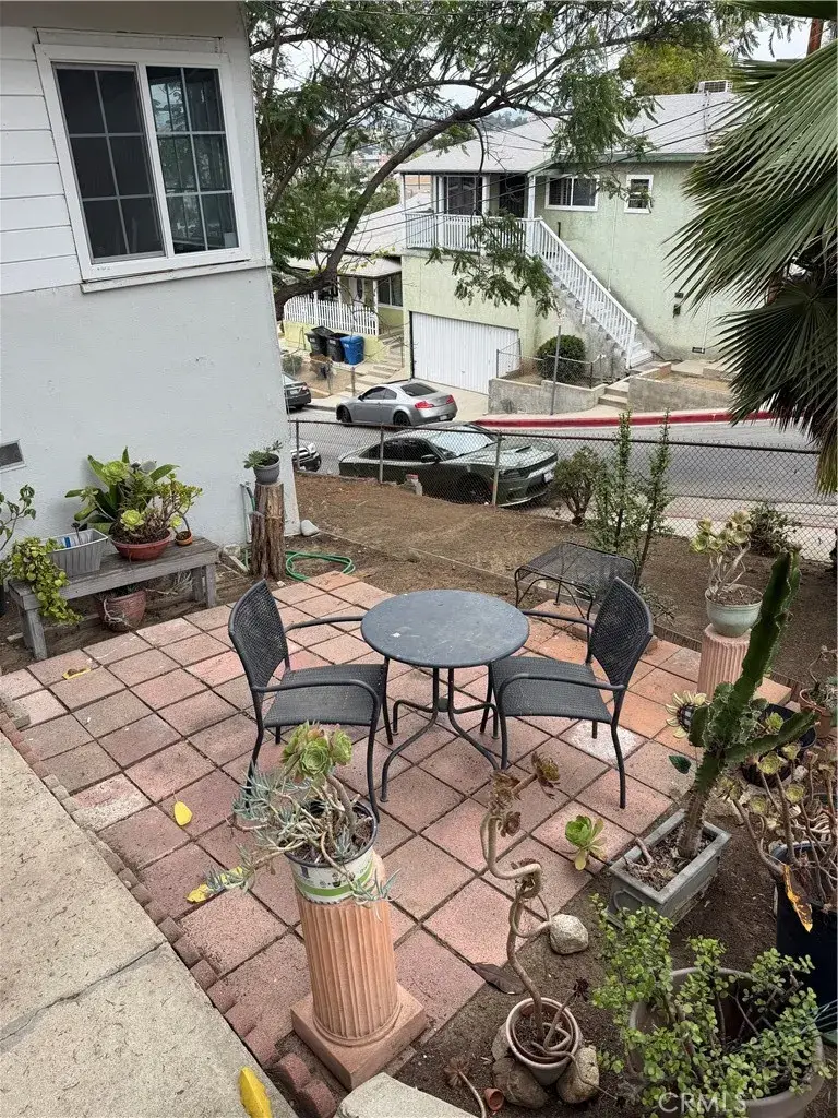 1369 Volney, Los Angeles, CA 90063 - #1