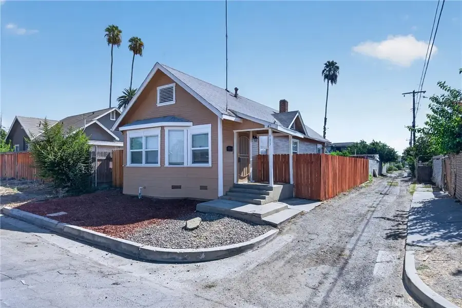 983 Wall Avenue, San Bernardino, CA 92410 - #2