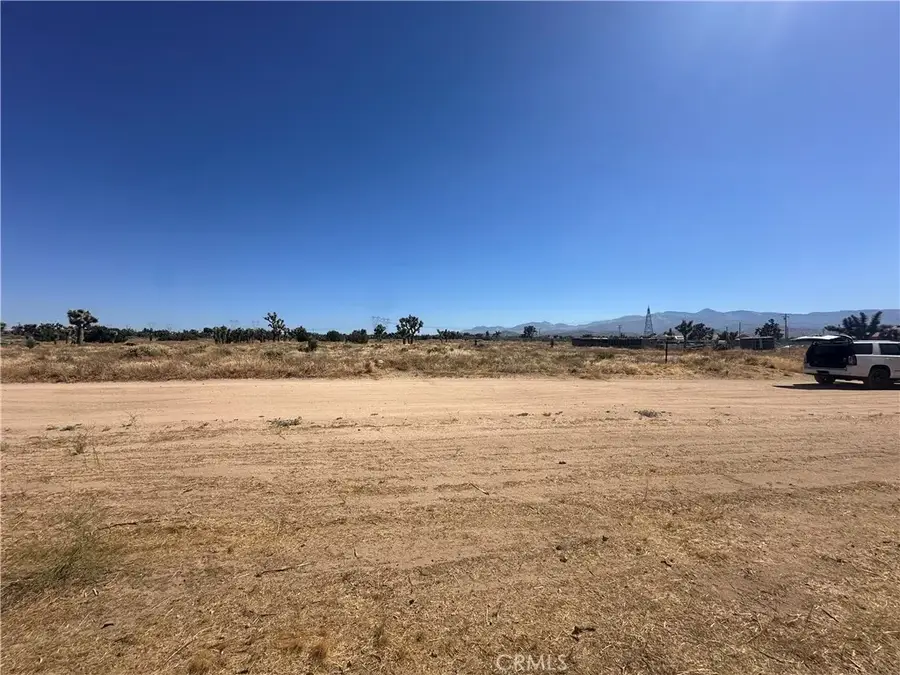 0 Cambria, Phelan, CA 92371 - #3