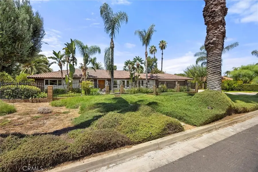 1920 Gratton Street, Riverside, CA 92504 - #3