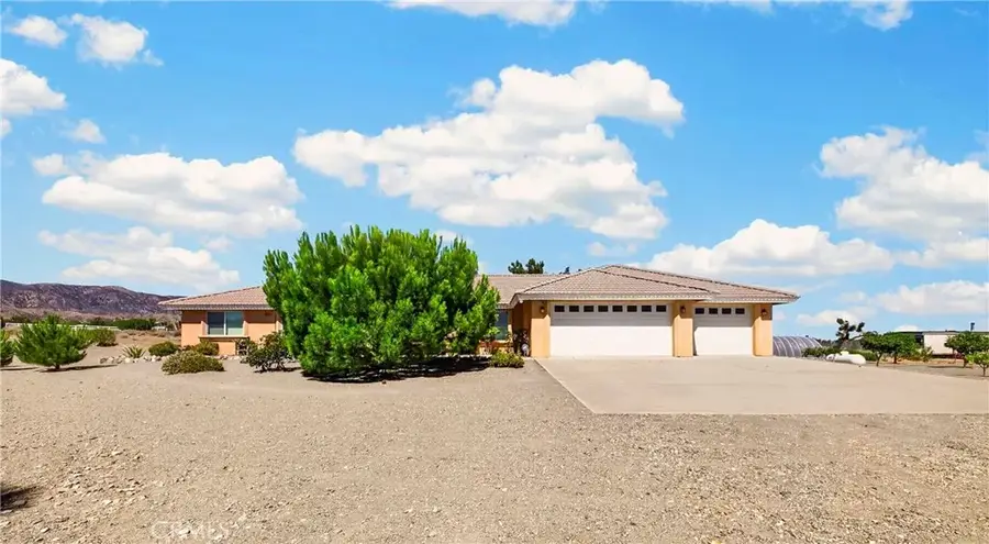 10624 Nugget, Phelan, CA 92371 - #2