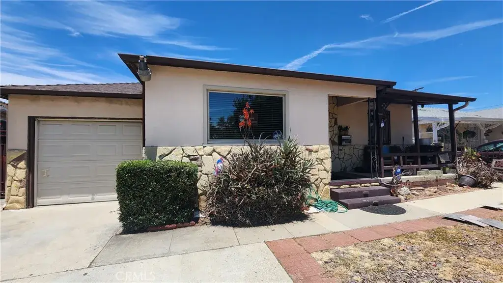 851 W 149th Street, Gardena, CA 90247 - #1