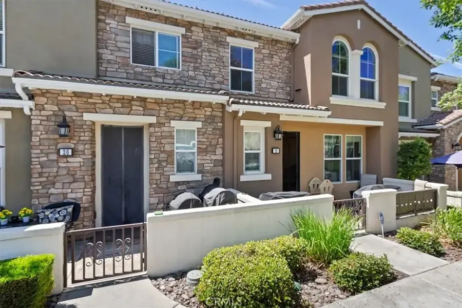 15723 Parkhouse #19, Fontana, CA 92336 - #2