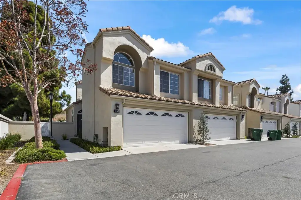 80 Almador, Irvine, CA 92614 - #1