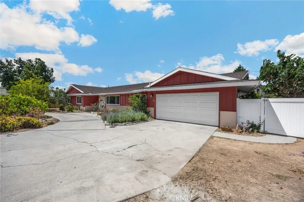 1289 Wardman, Brea, CA 92821 - #1