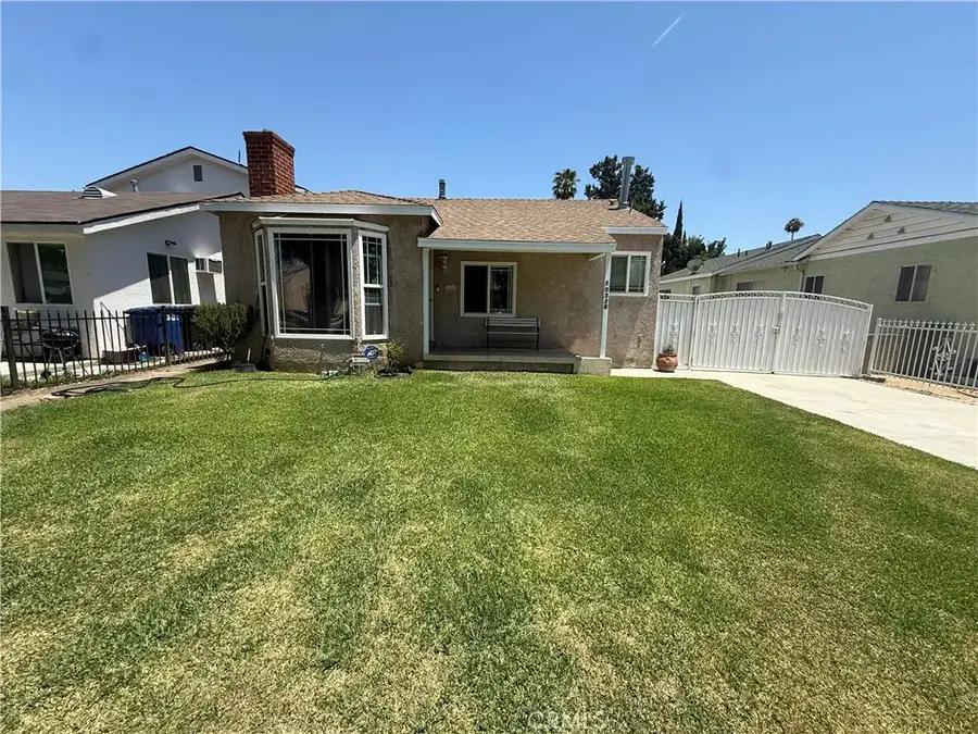 10526 San Miguel, South Gate, CA 90280 - #2