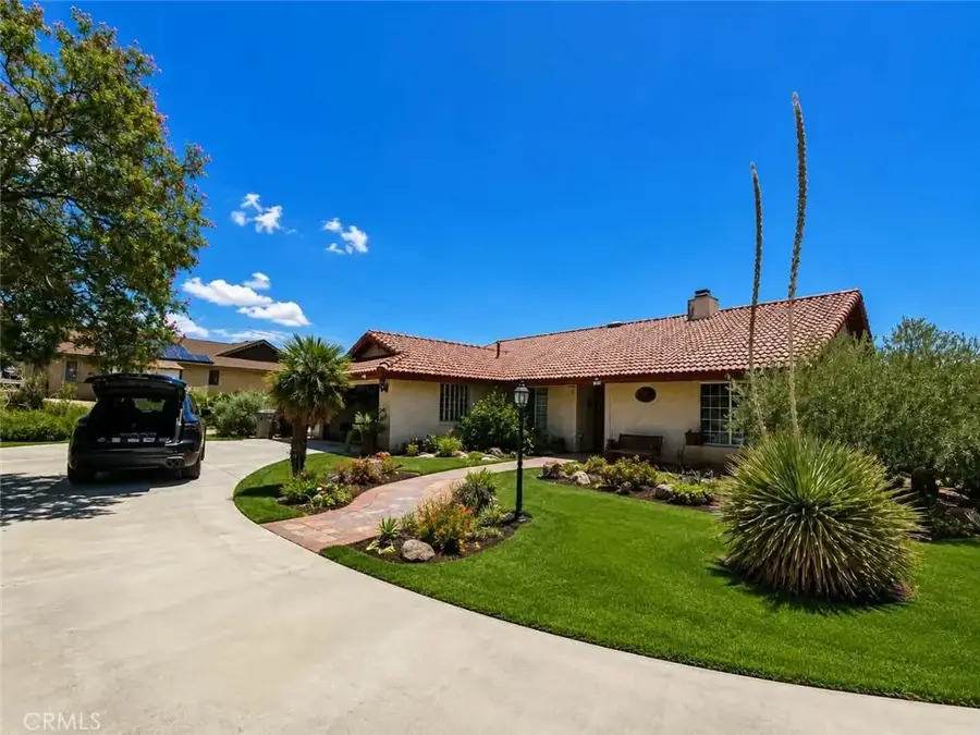 57419 Redondo St, Yucca Valley, CA 92284 - #3