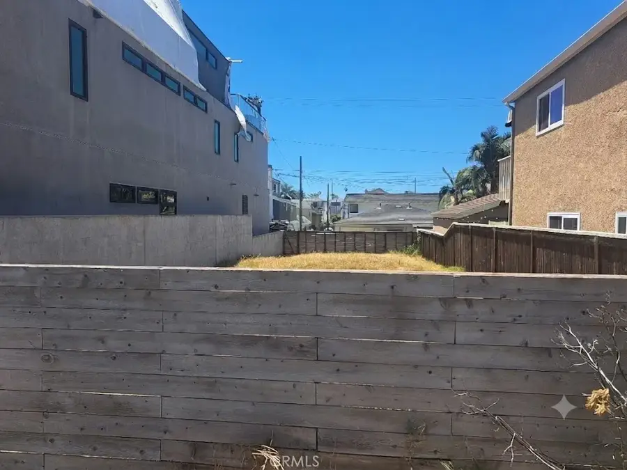 811 Huntington, Huntington Beach, CA 92648 - #3