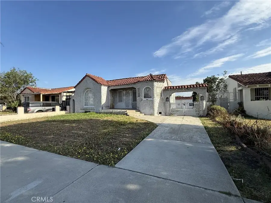2211 W 79th Street, Inglewood, CA 90305 - #2
